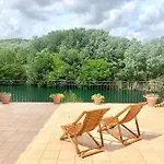 Maison En Provence Au Bord De La Riviere Prázdninový dům *